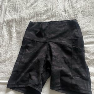 Colorful koala shorts w pockets